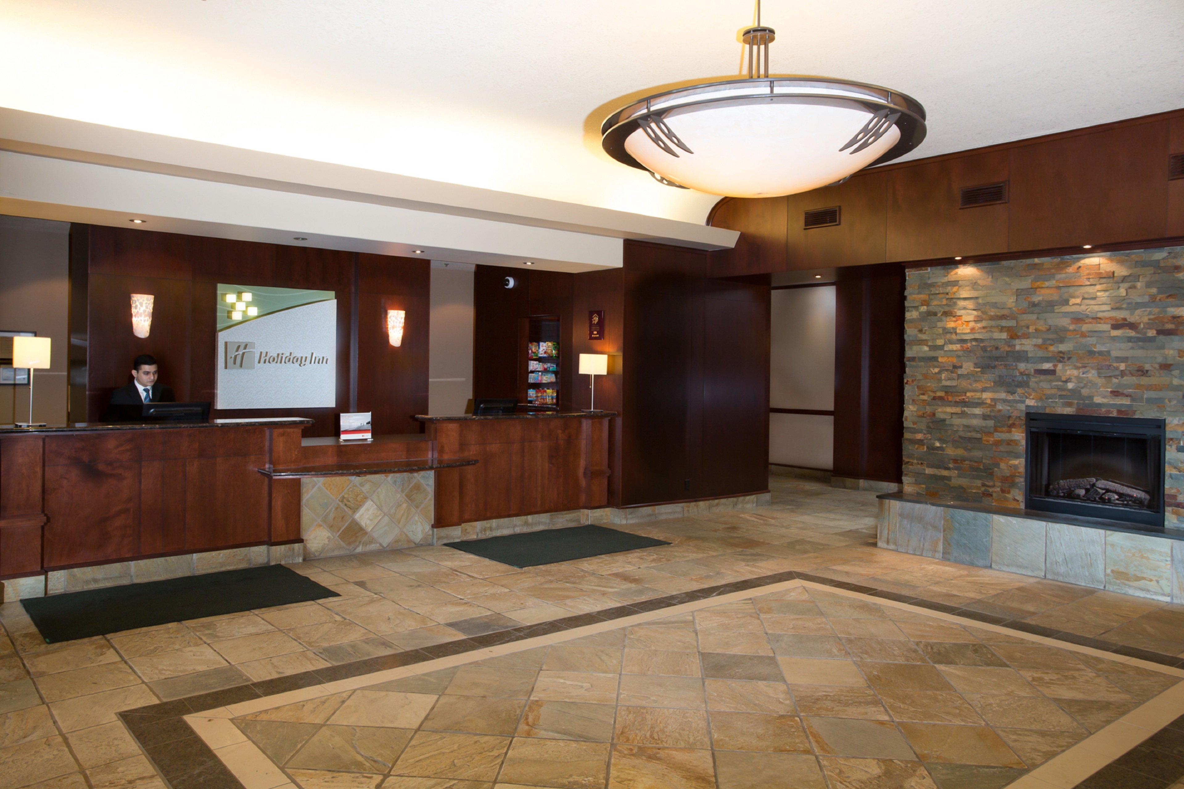& Suites-west By Ihg Hotel Edmonton