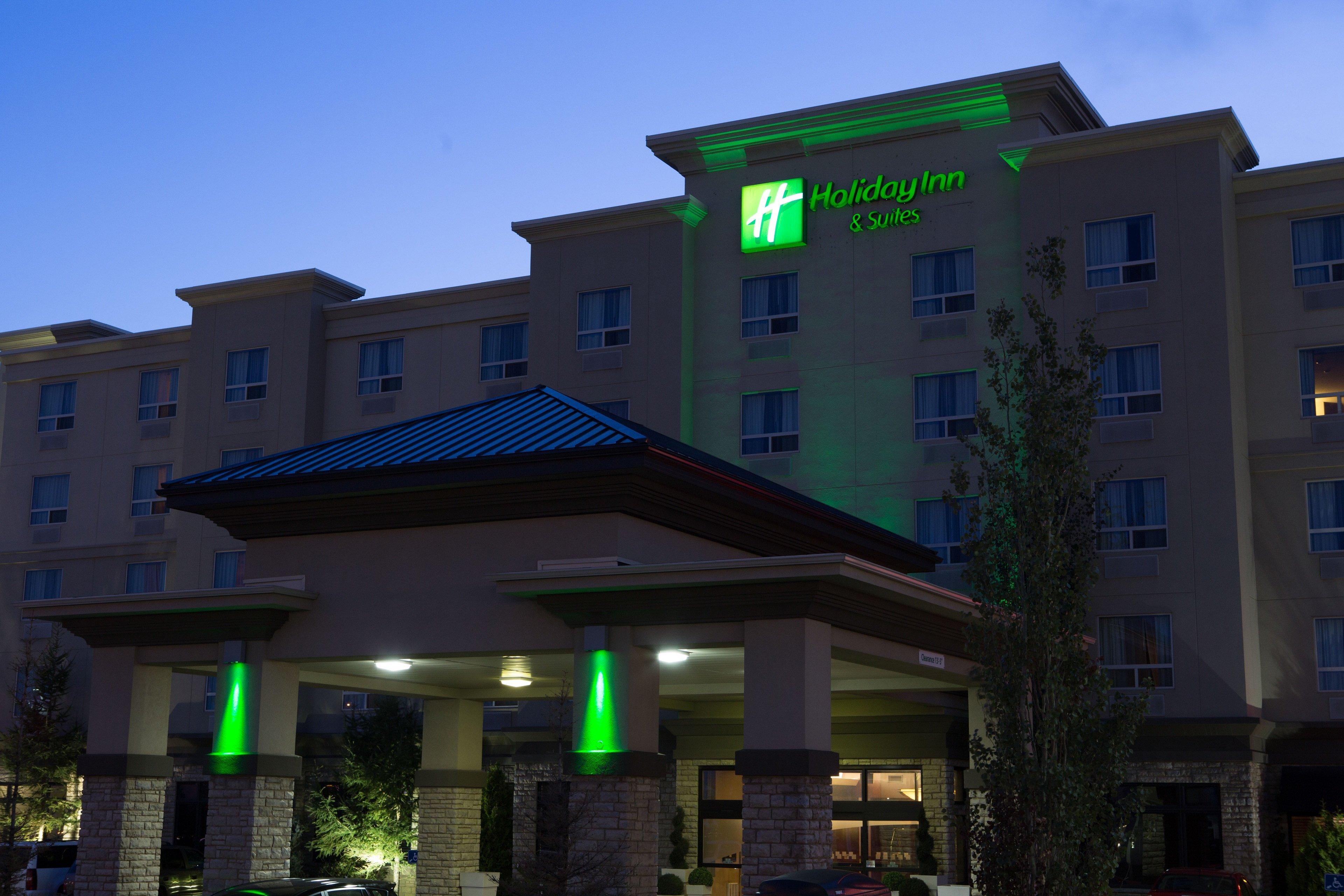 & Suites-west By Ihg Edmonton